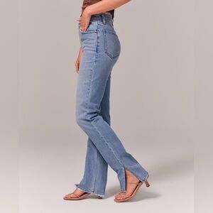 Abercrombie & fitch Ultra High Rise 90s Straight Jean size 25. Worn once